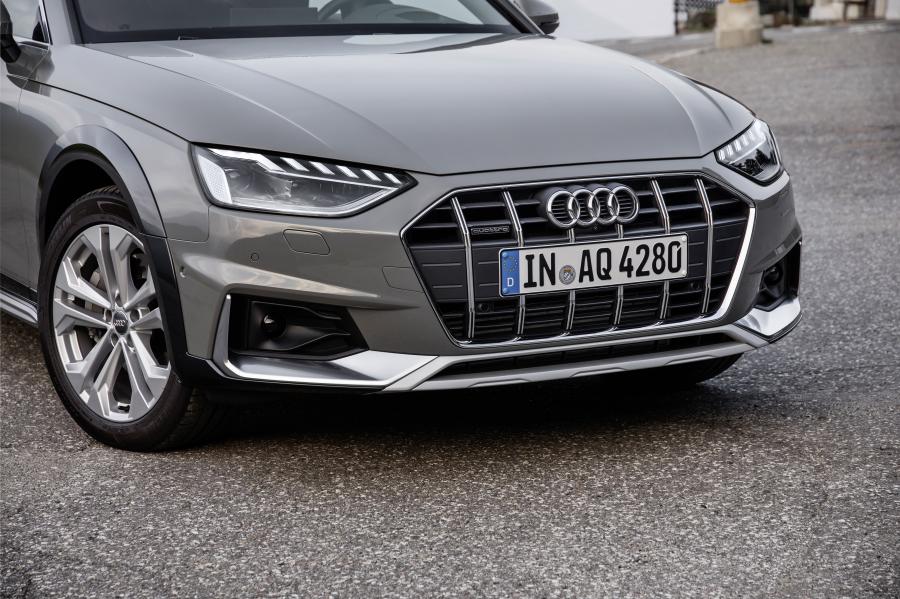 Детали экстерьера Audi A4 Allroad Quattro (B9) 2019 года  (WW) (фото 31 из 36)